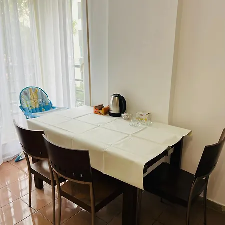 Adriatic Breeze - Potka Дуррес